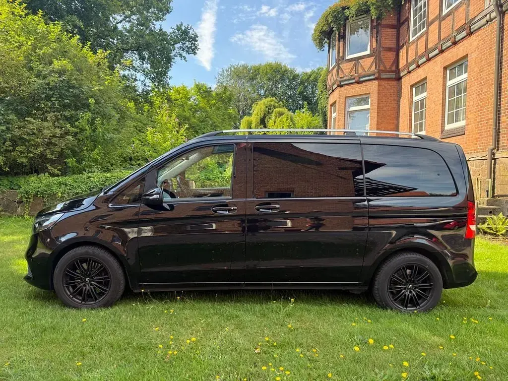 Gebraucht Mercedes V220 Edition 163 PS (119 kW) 2020 Schwarz Van / Kleinbus