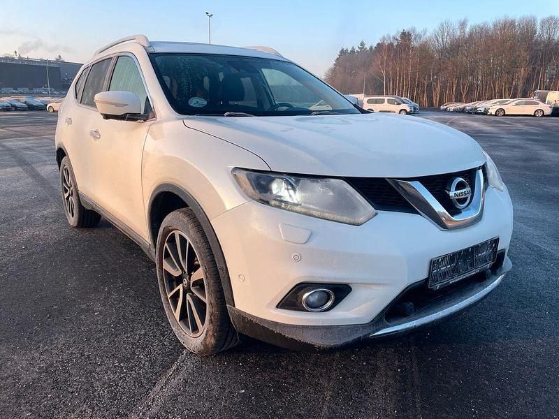 Gebraucht Nissan X-Trail Tekna 131 PS (96 kW) 2017 Weiß SUV