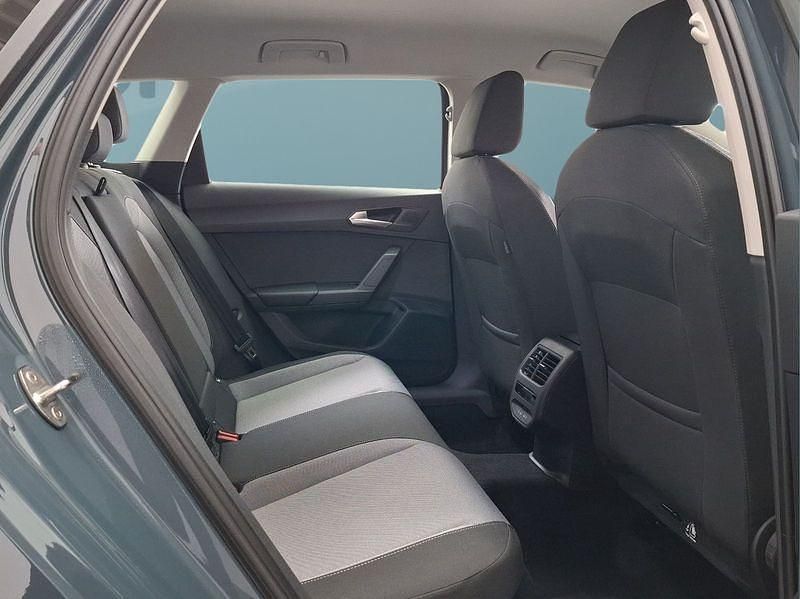 Neu Seat Leon 116 PS (85 kW) 2026 Blau Kombi