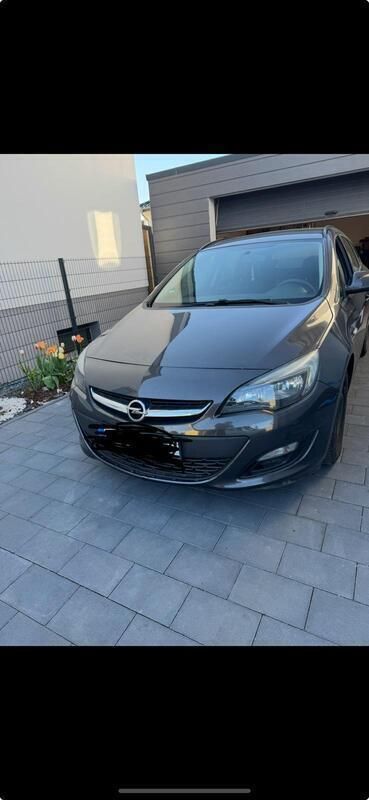 Grau Gebraucht 2013 Opel Astra Kombi | 1.900 € (Superpreis) - Bild 1/4