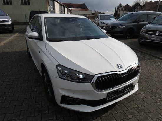 Weiß Neu 2025 Skoda Fabia Drive Kleinwagen | 21.885 € (Etwas zu teuer) - Bild 1/4