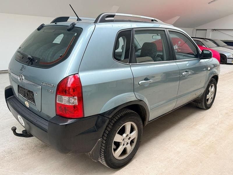 Gebraucht Hyundai Tucson GLS 113 PS (83 kW) 2005 Silber SUV