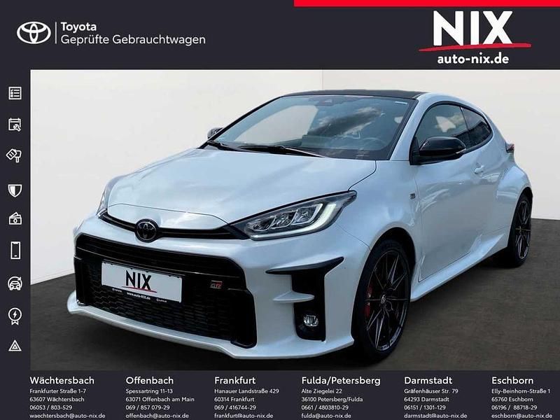 Platinumweiss perleffekt Gebraucht 2021 Toyota Yaris Basis Kleinwagen | 36.490 € (Teuer) - Bild 1/4