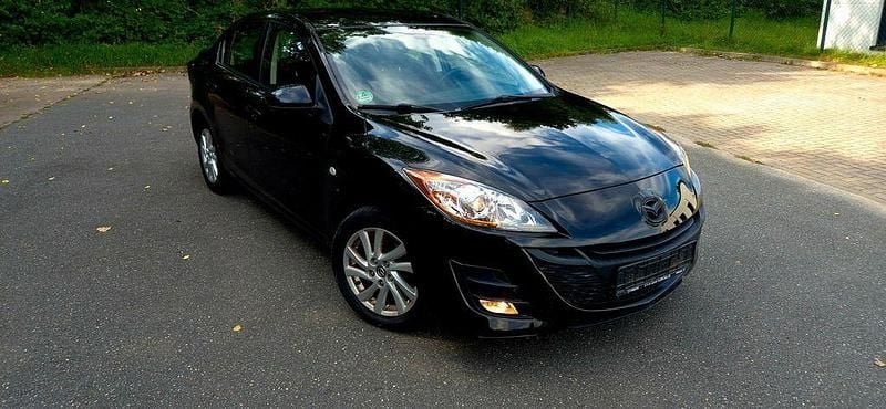 Schwarz Gebraucht 2010 Mazda 3 Inclusive Limousine | 5.500 € - Bild 1/4