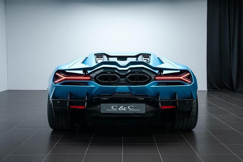Usata Lamborghini Revuelto 1016 CV (747 kW) 2025 Blu Coupé
