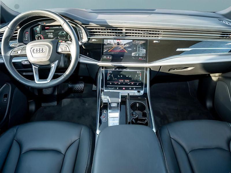 Gebraucht Audi Q8 231 PS (169 kW) 2025 Schwarz SUV