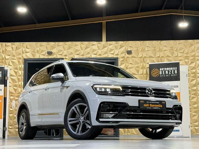 Silber Gebraucht 2018 VW Tiguan Allspace Highline SUV | 25.899 € (Fairer Preis) - Bild 1/4