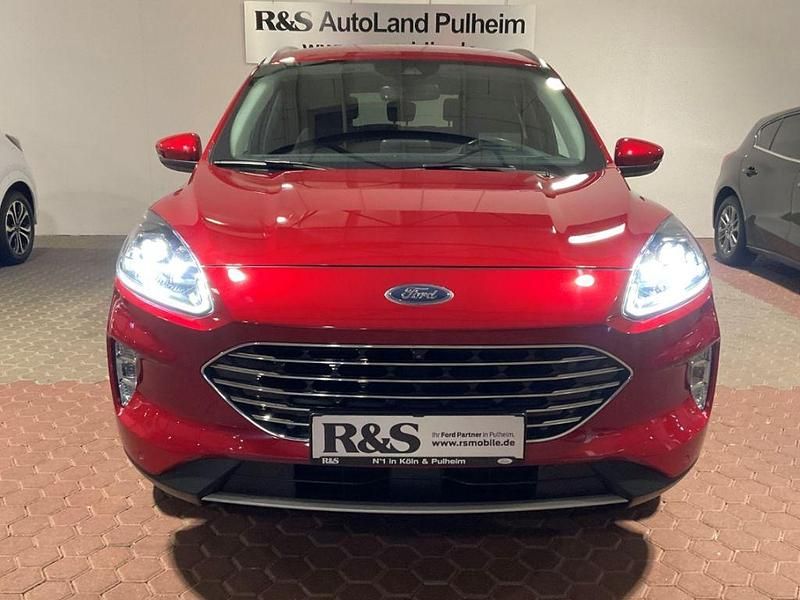 Gebraucht Ford Kuga Titanium 190 PS (139 kW) 2021 Rot SUV