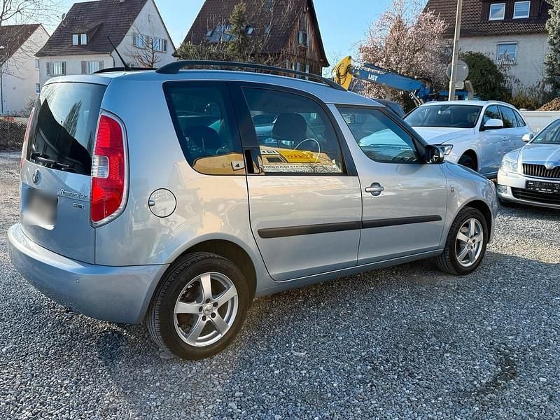Gebraucht Skoda Roomster 86 PS (63 kW) 2011 Blau Van / Kleinbus