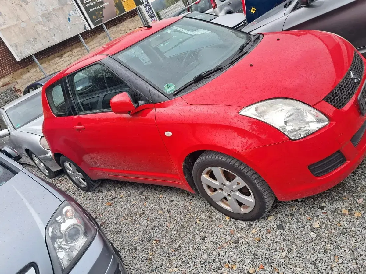 Gebraucht Suzuki Swift 93 PS (68 kW) 2008 Rot Kleinwagen