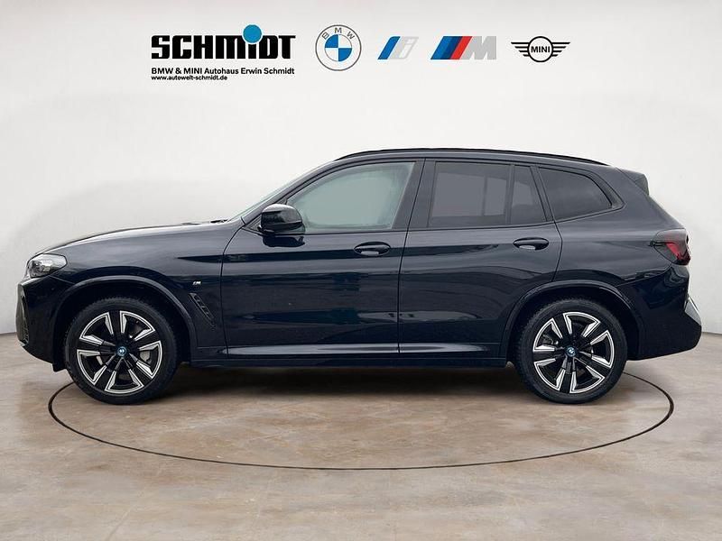 Gebraucht BMW iX3 Performance 210 kW (286 PS) 2023 Schwarz SUV