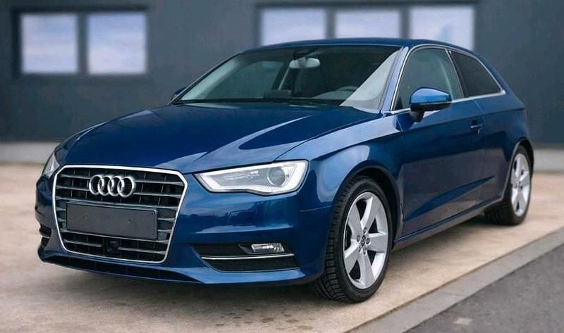 Gebraucht Audi A3 110 PS (80 kW) 2016 Blau Kleinwagen