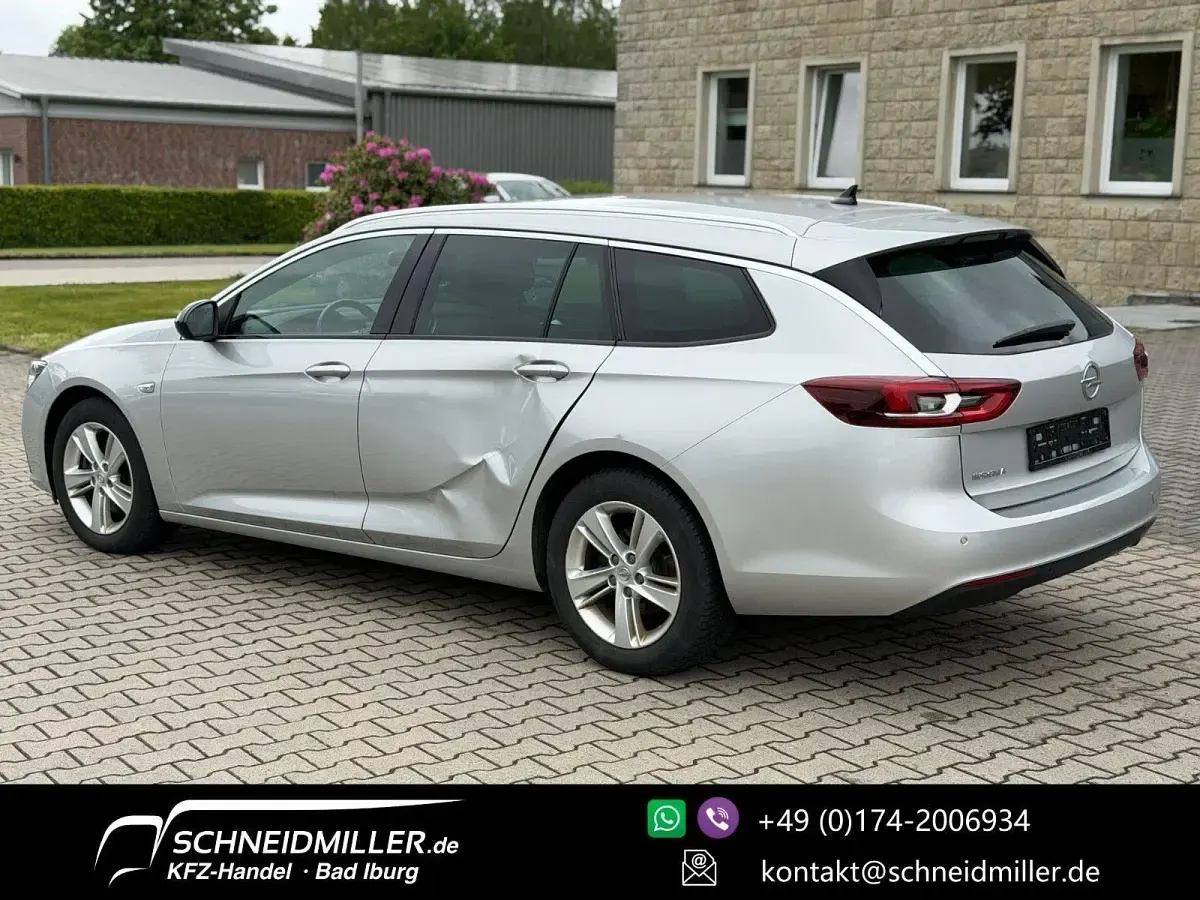 Gebraucht Opel Insignia Business 122 PS (89 kW) 2022 Silber Kombi