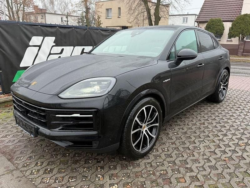 Schwarz Gebraucht 2024 Porsche Cayenne Coupe Coupé | 99.841 € (Superpreis) - Bild 1/4