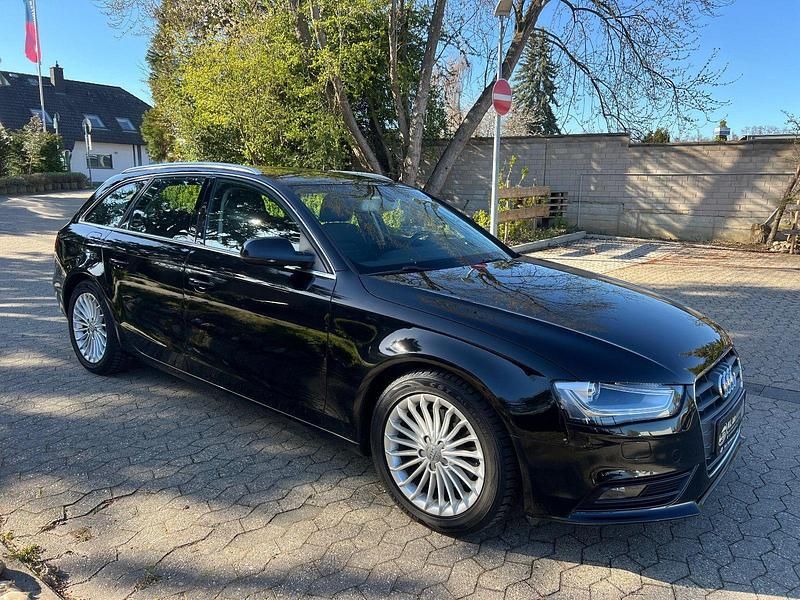 Gebraucht Audi A4 Ambiente 150 PS (110 kW) 2015 Schwarz Kombi