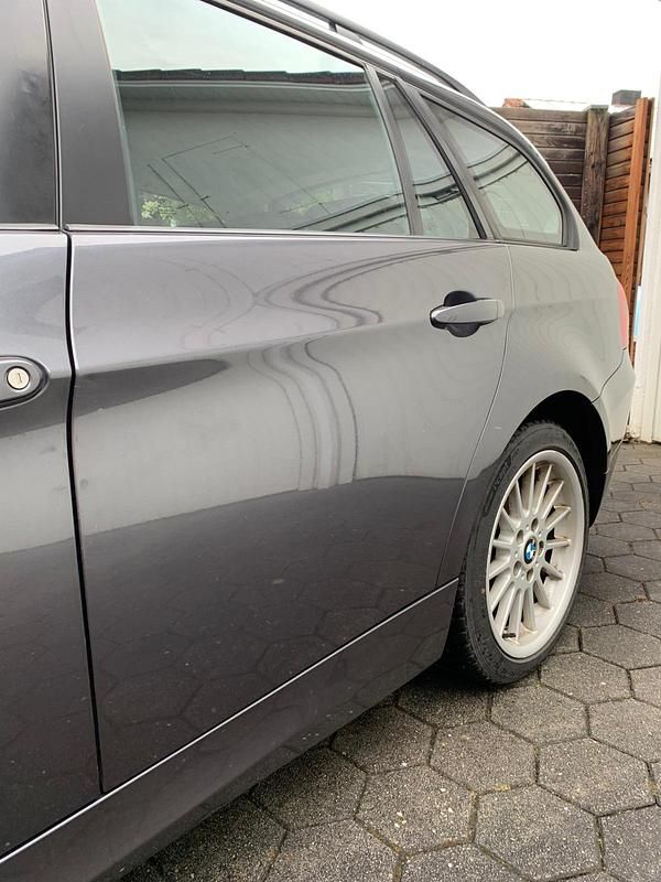 Gebraucht BMW 318 129 PS (94 kW) 2007 Grau Kombi