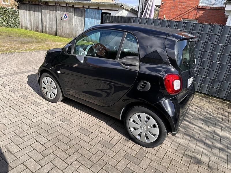 Gebraucht Smart ForTwo Coupé 71 PS (52 kW) 2017 Schwarz Coupé