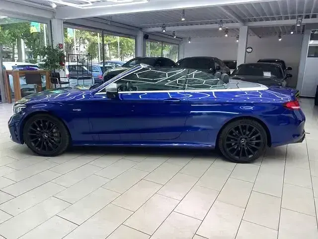 Gebraucht Mercedes C43 AMG AMG 390 PS (286 kW) 2019 Blau Cabrio