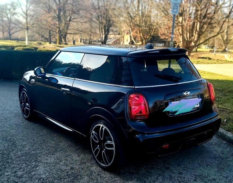 Gebraucht Mini John Cooper Works 231 PS (169 kW) 2015 Schwarz Kleinwagen