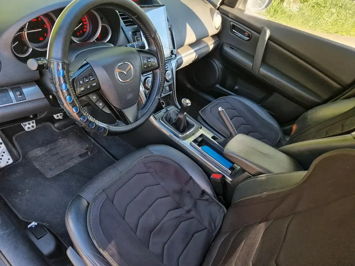 Gebraucht Mazda 6 163 PS (119 kW) 2011 Grau Kombi
