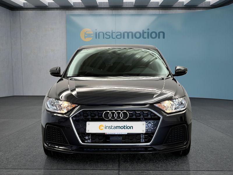 Gebraucht Audi A1 95 PS (69 kW) 2024 Grau SUV