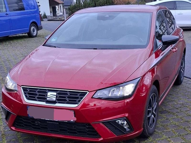 Gebraucht Seat Ibiza 95 PS (69 kW) 2022 Rot Limousine