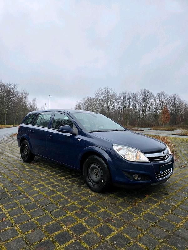 Gebraucht Opel Astra 160 PS (117 kW) 2010 Blau Kombi