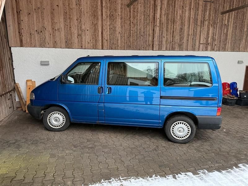 Blau Gebraucht 2002 VW Caravelle Van / Kleinbus | 6.500 € (Guter Preis) - Bild 1/4