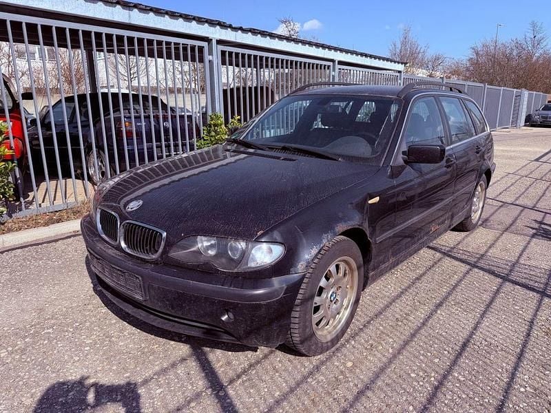 Gebraucht BMW 320 Exclusive 150 PS (110 kW) 2005 Schwarz Kombi