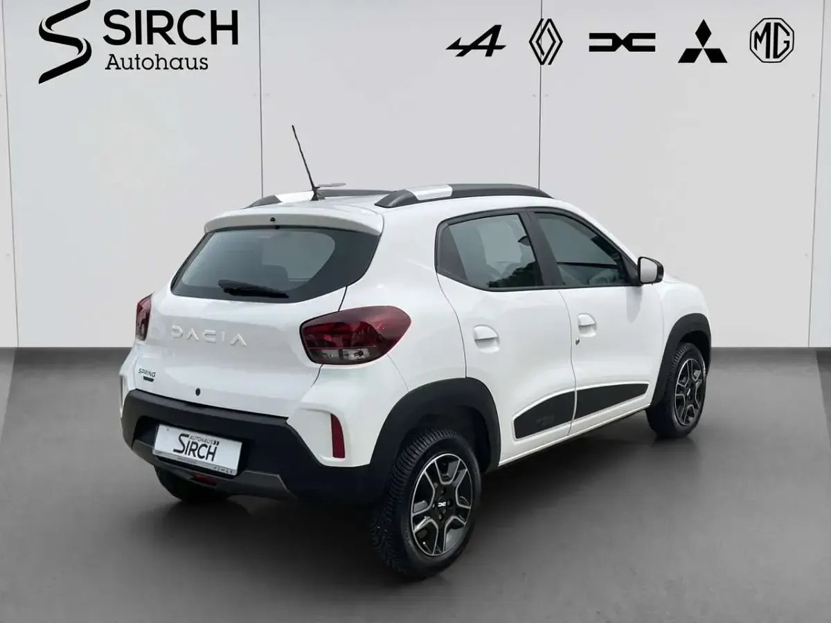 Gebraucht Dacia Spring Essentiel 33 kW (45 PS) 2023 Weiß Kleinwagen