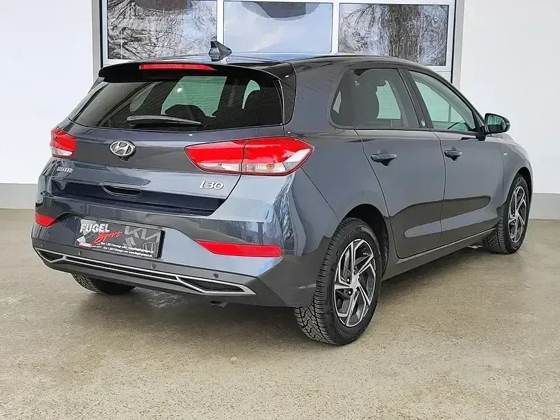 Gebraucht Hyundai i30 Edition 30 160 PS (117 kW) 2022 Dark knight / mic Limousine