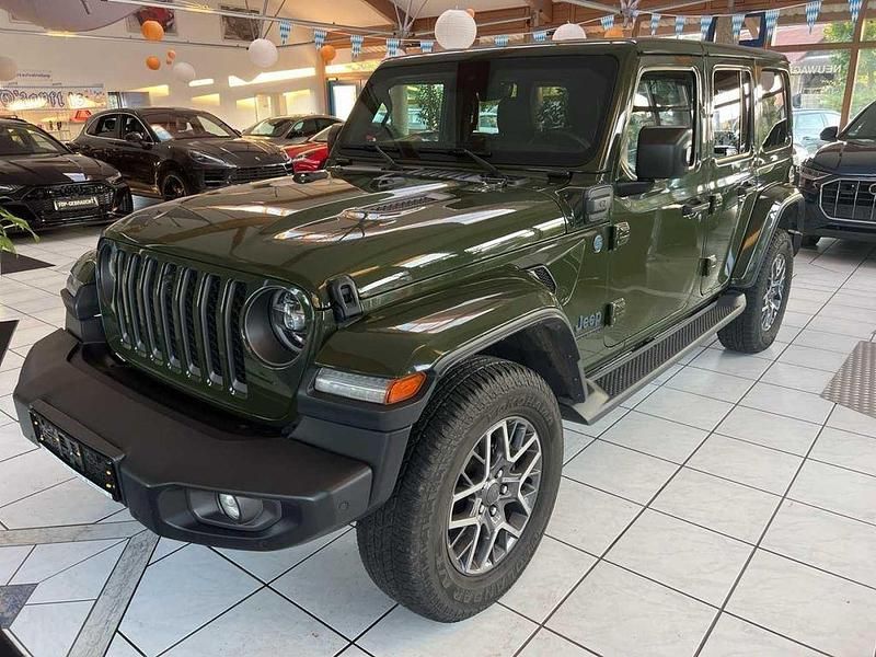 Grün Gebraucht 2021 Jeep Wrangler Unlimited 80th Anniversary SUV | 48.900 € (Superpreis) - Bild 1/4