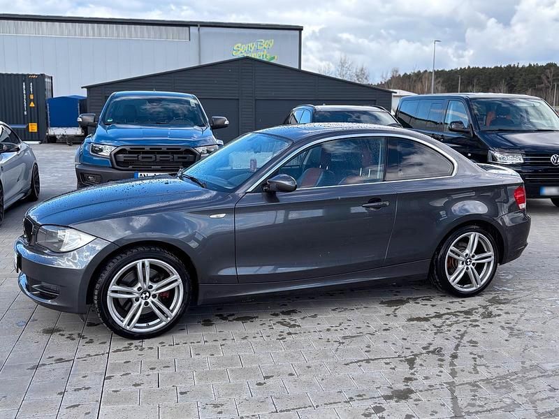 Gebraucht BMW 123 Coupé 204 PS (150 kW) 2008 Grau Coupé