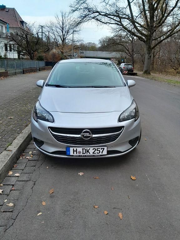 Silber Gebraucht 2015 Opel Corsa Color Edition Limousine | 6.300 € (Superpreis) - Bild 1/4