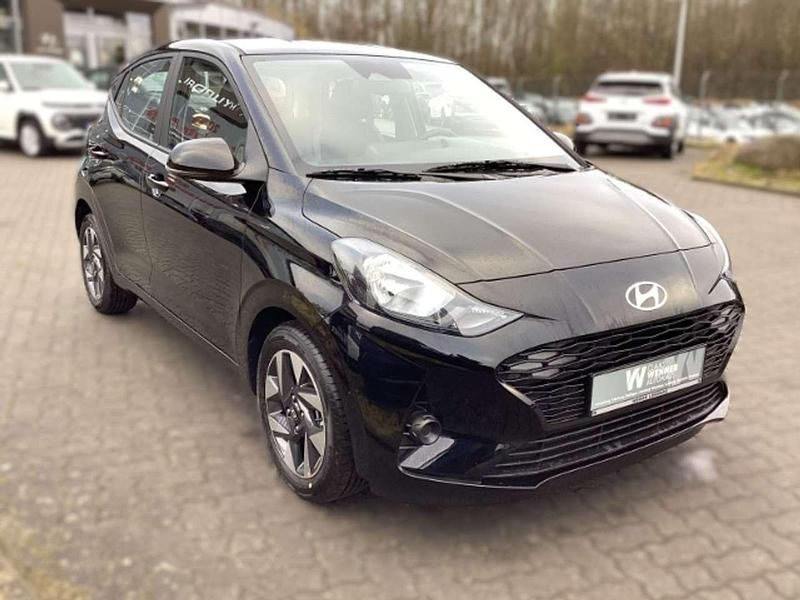 Neu Hyundai i10 Trend 63 PS (46 kW) 2025 Phantom black / met Kleinwagen