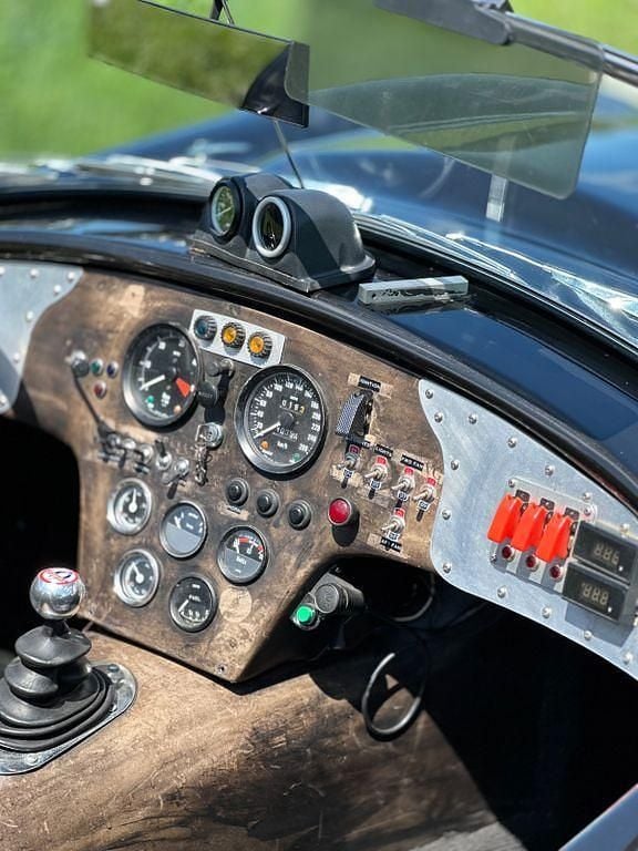 Second-hand AC Cobra 268 CP (197 kW) 1991 Negru Cabrio