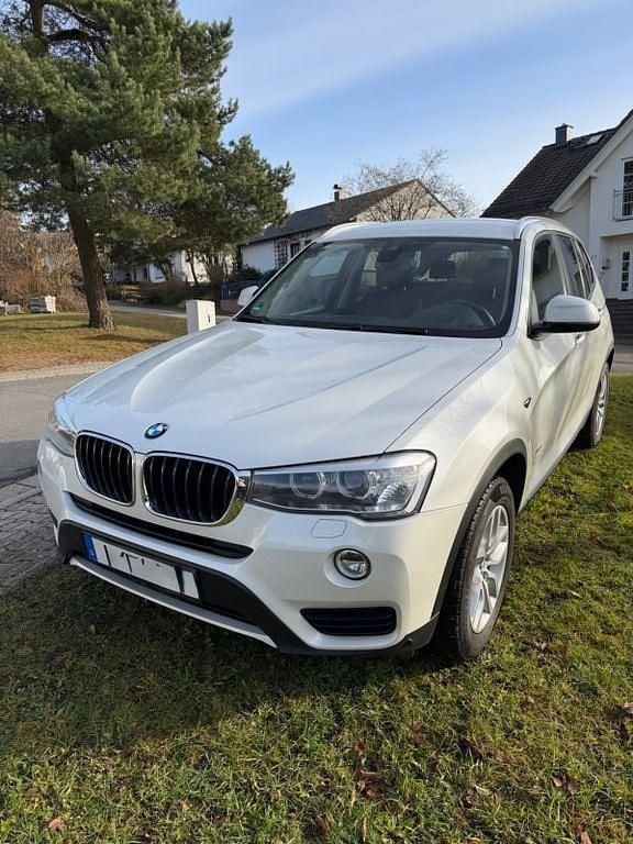 Weiß Gebraucht 2017 BMW X3 Sport Line SUV | 17.900 € (Guter Preis) - Bild 1/4