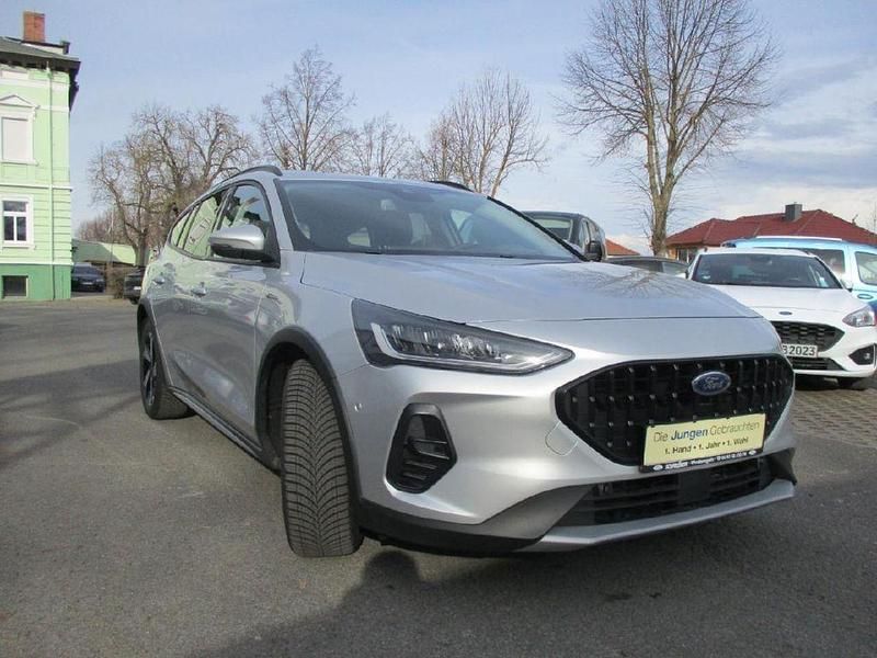 Gebraucht Ford Focus Active 116 PS (85 kW) 2025 Polarsilber metallic Kombi