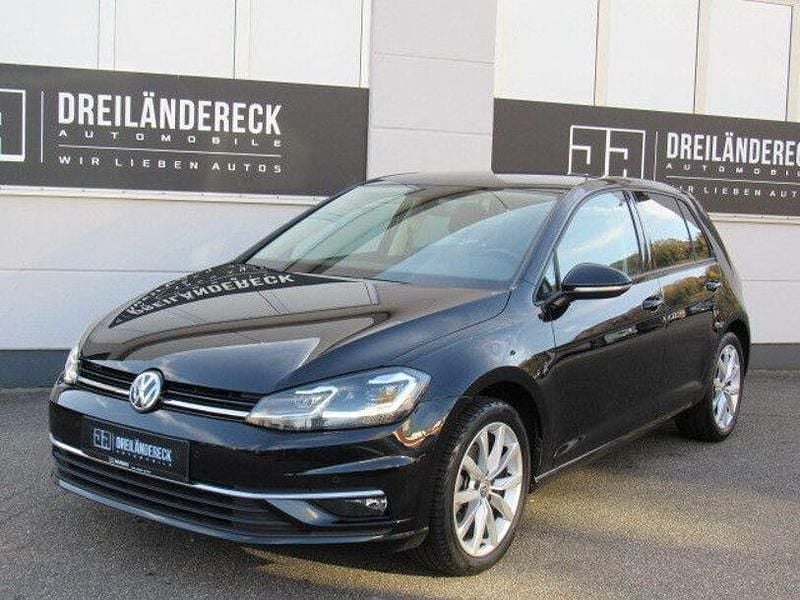 Andere Gebraucht 2018 VW Golf VII Limousine | 16.990 € (Fairer Preis) - Bild 1/4