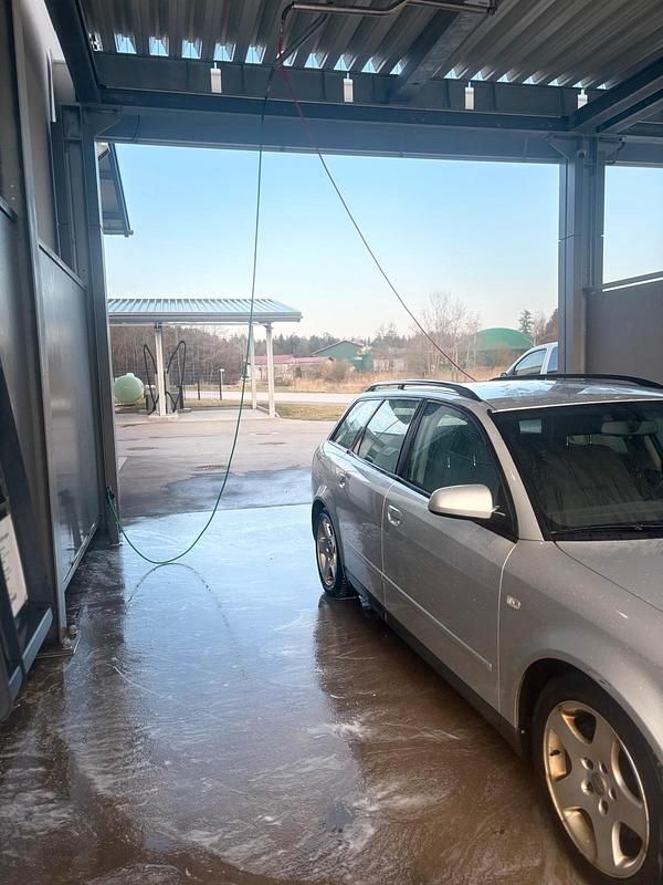 Gebraucht Audi A4 131 PS (96 kW) 2001 Grau Kombi