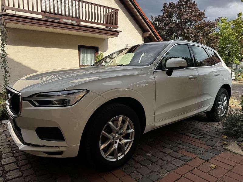 Gebraucht Volvo XC60 Momentum 150 PS (110 kW) 2019 Weiß SUV