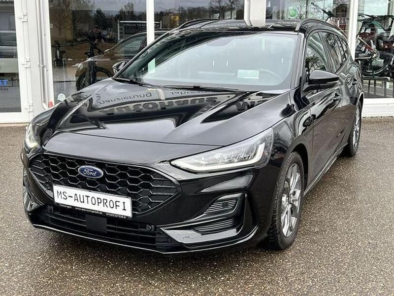 Gebraucht Ford Focus ST-Line X 125 PS (91 kW) 2023 Obsidianschwarz metallic (metallic) Kombi