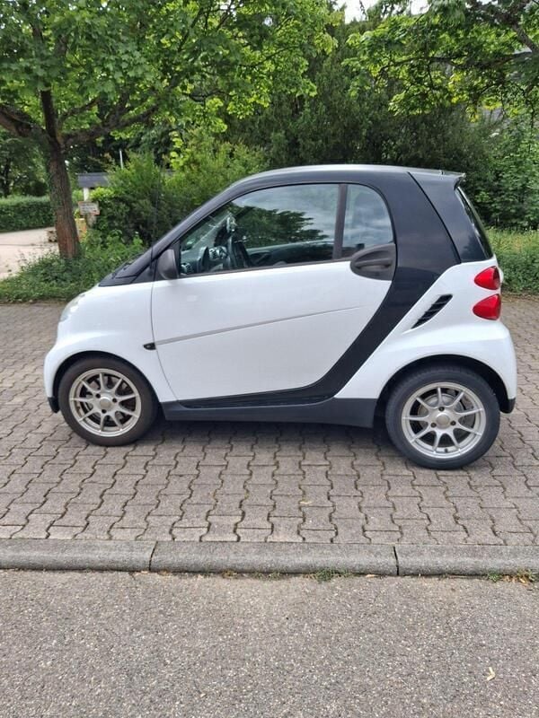 Gebraucht 2009 Smart ForTwo Coupé Kleinwagen | 2.690 € (Fairer Preis) - Bild 1/4
