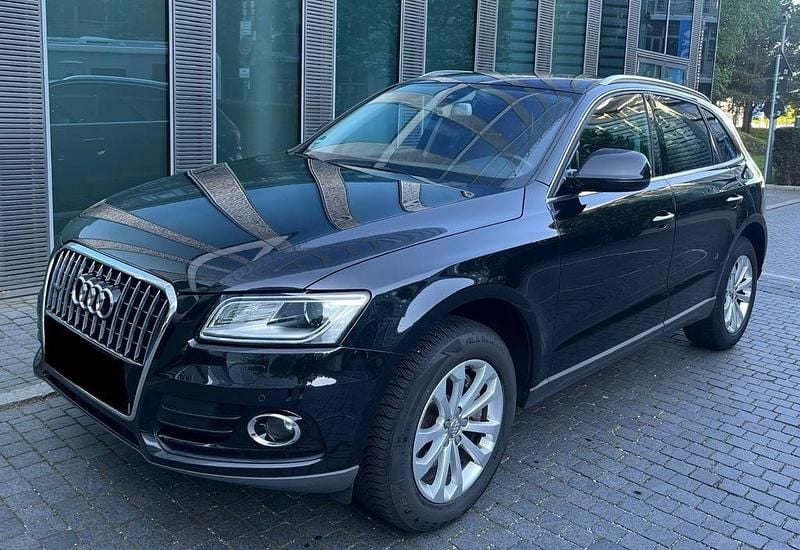 Schwarz Gebraucht 2015 Audi Q5 Comfort SUV | 15.999 € (Guter Preis) - Bild 1/4