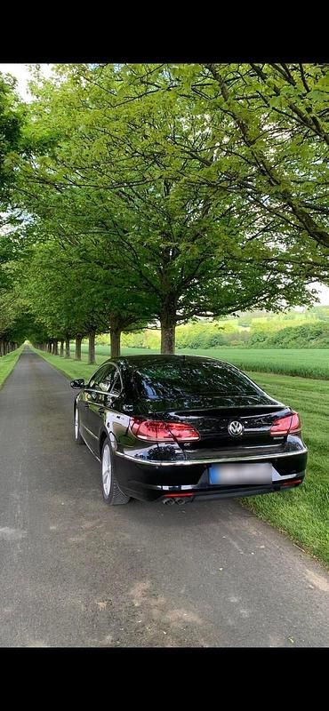 Usata VW Passat 140 CV (102 kW) 2012 Nero Berlina