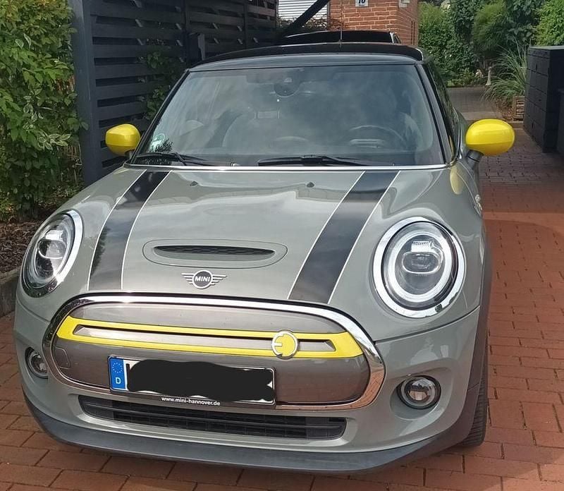Grau Gebraucht 2020 Mini Cooper SE Kleinwagen | 14.999 € (Fairer Preis) - Bild 1/4