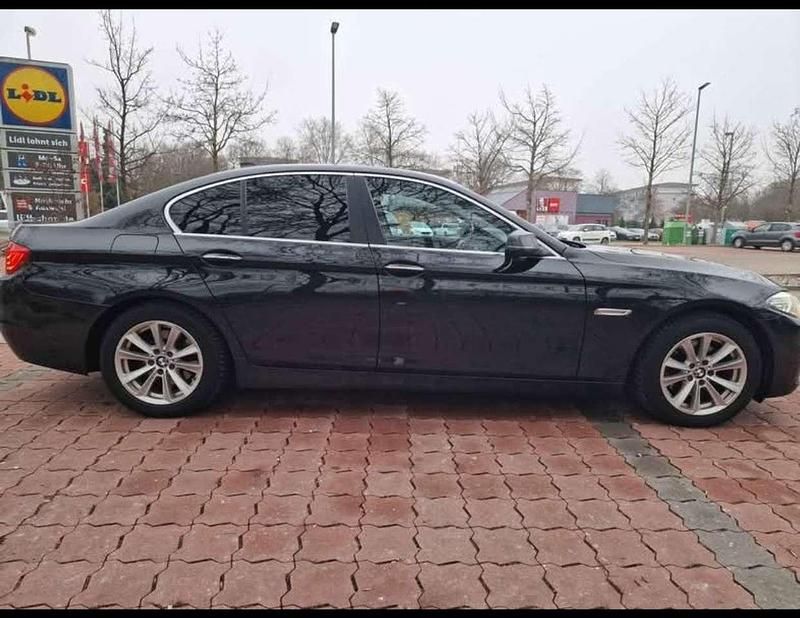 Gebraucht BMW 520 Sport Line 190 PS (139 kW) 2016 Limousine