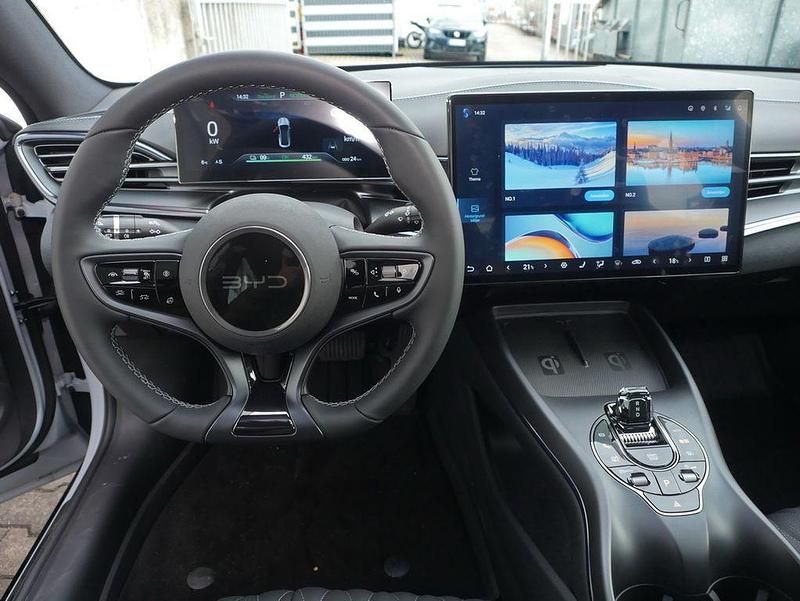 Neu BYD Seal Comfort 169 kW (231 PS) 2026 Grau Limousine