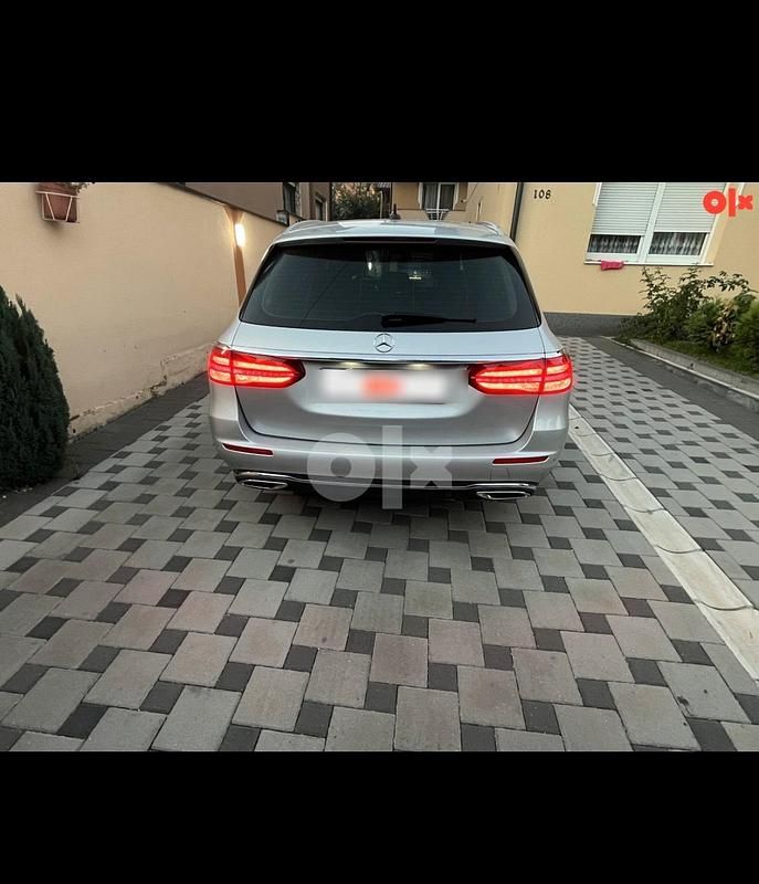 Gebraucht Mercedes E220 194 PS (142 kW) 2017 Silber Kombi