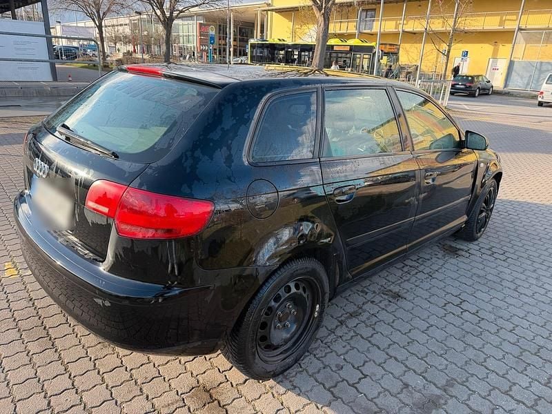 Gebraucht Audi A3 105 PS (77 kW) 2007 Schwarz Kleinwagen